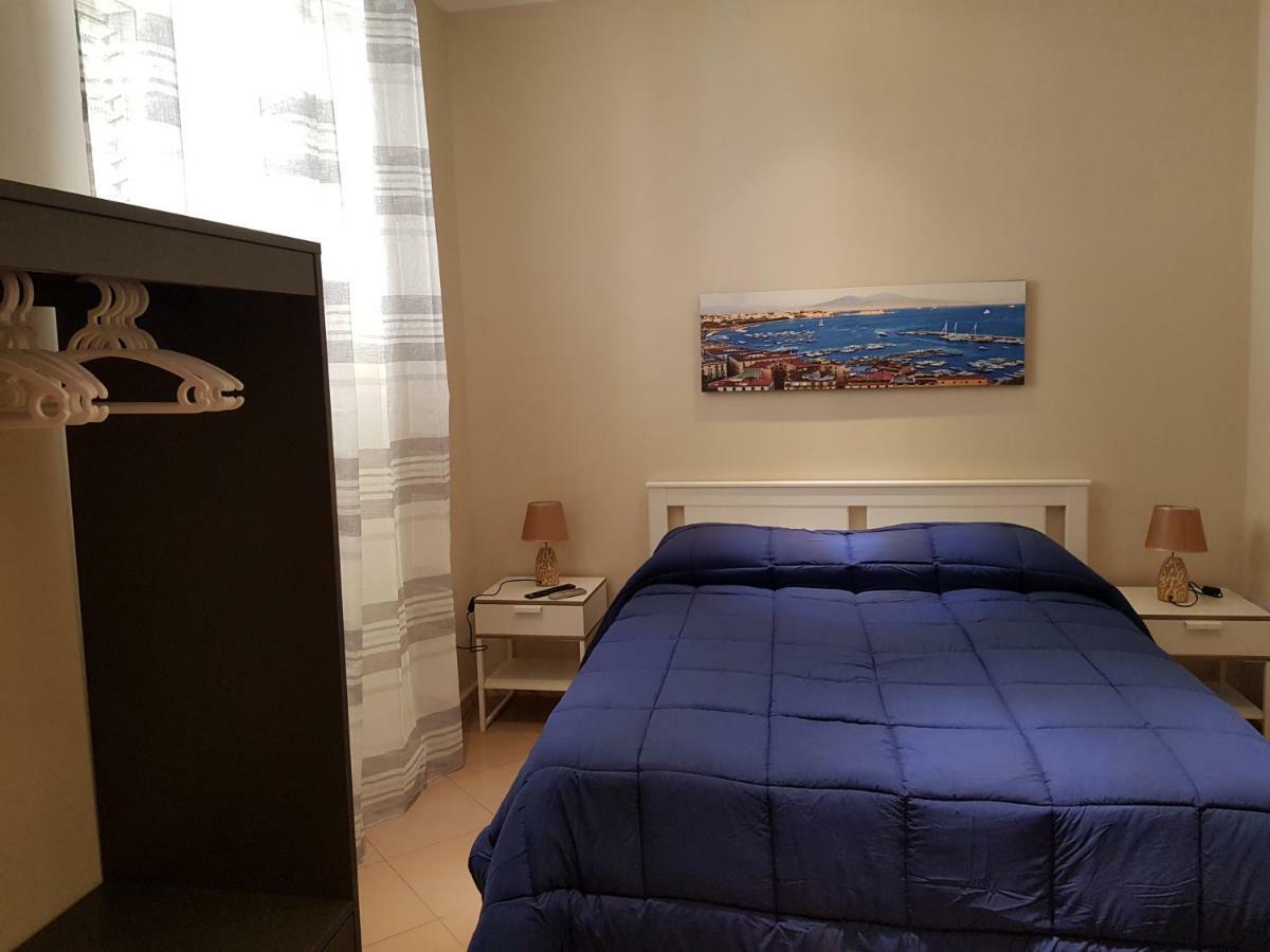 Al Binario Di Napoli Bed & Breakfast Exterior photo