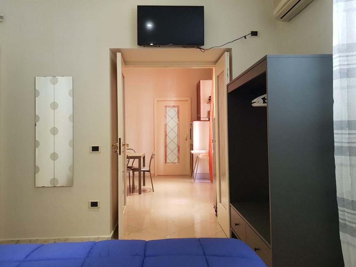 Al Binario Di Napoli Bed & Breakfast Exterior photo