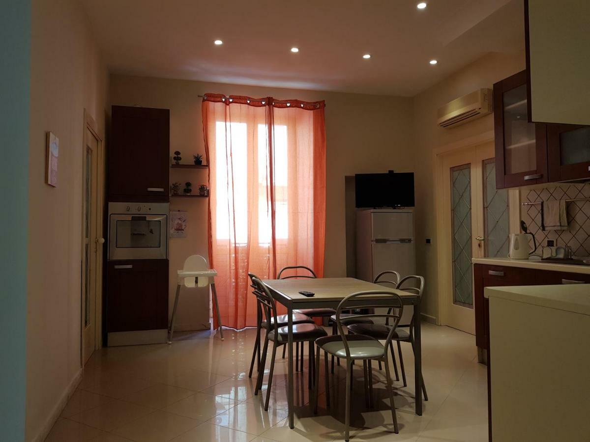 Al Binario Di Napoli Bed & Breakfast Exterior photo